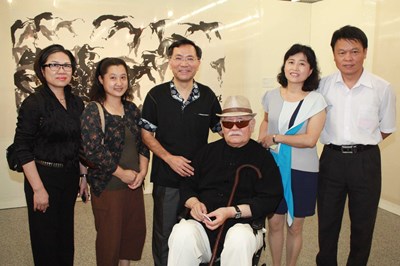 國寶級水墨大師李奇茂畫展 蔡副市長大讚:至情至性,豪氣萬千