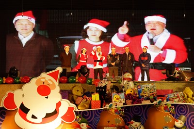 2013幸福臺中愛心聖誕音樂會 胡市長與市民共譜幸福樂章