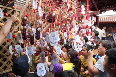 大肚區磺溪書院考生祈福活動  吸引1500位學生參加