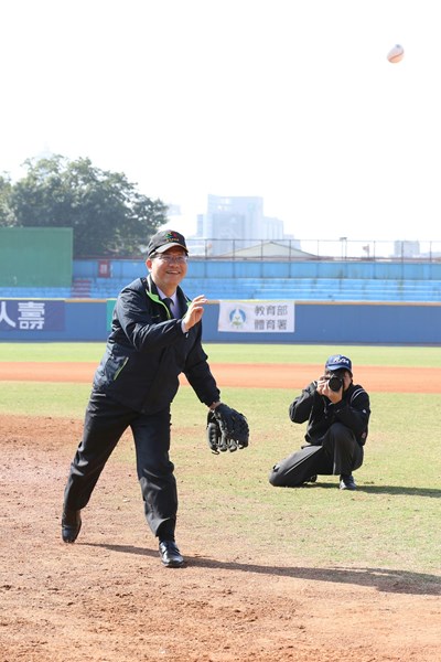 人言盃中部大專棒球聯賽開幕 林市長盼第五職棒隊在臺中