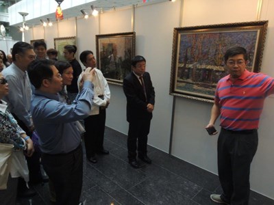 墨骨畫展新意 李秀實巡迴展臺中站開展