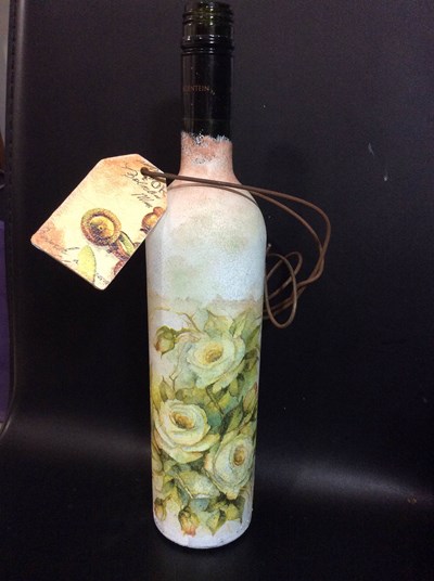 廢玻璃瓶大變身 環保局請達人教製蝶谷巴特玻璃瓶DIY