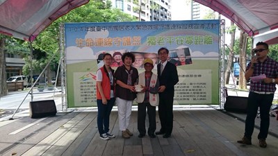 保障獨居老人居家安全 社會局推緊急救援守護連線服務