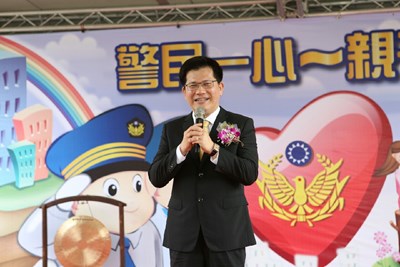 中市四分局歡慶警察節 林市長強調市府做警察後盾