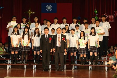 一枝草一點露 林市長勉東山高中畢業生找到利基並發展長才