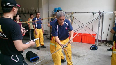 中市義消第三大隊及第八大隊辦理成果考評 展現救災技能