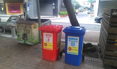 燈會活動用垃圾桶回收再利用 環保局機動增設置市區維護環境清潔