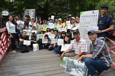 「盧安藝術」寫生記錄中市歷史景點 下一站將到太陽餅博物館