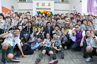 林市長賀北新國中、烏日國小校慶 期盼培養學生帶著走的能力