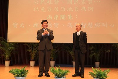 前駐法大使中市府主管演講 肯定市府成立國際NGO中心計畫