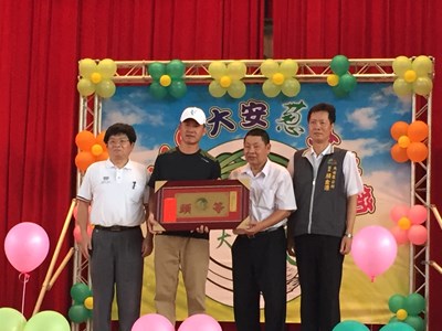 行銷台中好葱 大安葱文化節登場