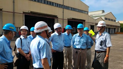 交通局長率快巴公司轉任人員參訪電聯車製造基地 盼無縫接軌捷運公司業務