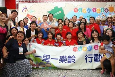 中市樂齡行動教室屯區啟動 副市長林依瑩廣邀長輩走出家門踴躍參與