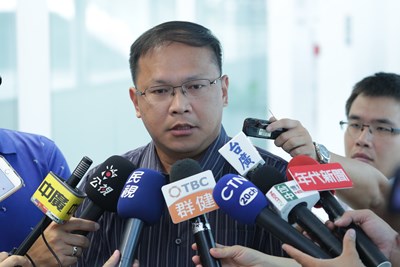 快巴員工要求比照國道收費員7個月慰助金 甚至12至24個月資遣費 交通局:年資落差不符比例原則
