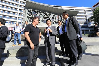 林市長參訪荷蘭鹿特丹市「水廣場」 台中綠柳川改造借鏡