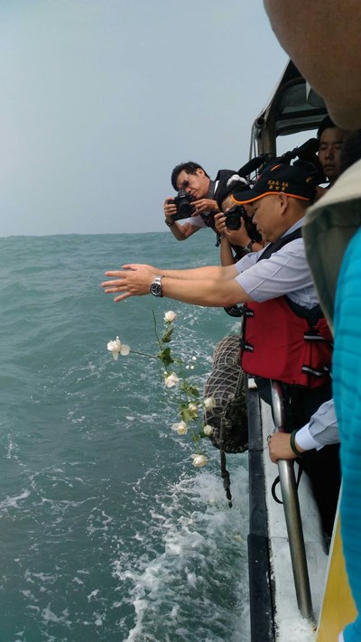 中市聯合海葬 讓生命終點迎向大海