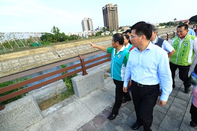 林市長視察旱溪排水整治成果 中市府持續推行大康橋計畫