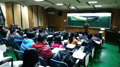 中市新林業青年論壇 產官學林業賢拜傳承經驗