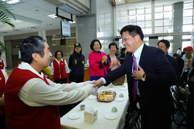 中市藝文界新春團拜 林市長:用文化感動人 從重視藝文活動做起