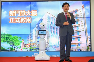 中榮新門診大樓啟用 林市長肯定人本友善就醫環境
