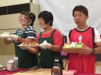 「沙發后花園」小型作業所成果展 心智障礙學員煮咖啡自製手工皂