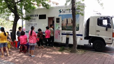早發現早治療 中市衛生局結合獅友籲女性定期接受乳癌篩檢