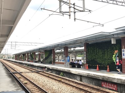 后里火車站植栽綠牆
