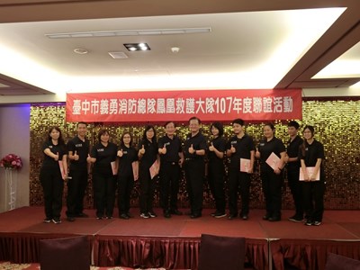 消防局長蕭煥章日前也頒發獎狀予以勉勵獲獎同仁,並鼓勵全體警義消同仁繼續為救護工作努力。