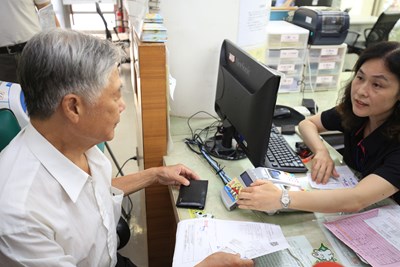 台中市敬老愛心卡擴大服務 9/17起基層診所9/25起計程車逐步加入