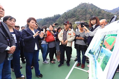 盧市長視察和平運動公園