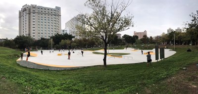 中市第三座滑板場 北區中正公園滑板場啟用
