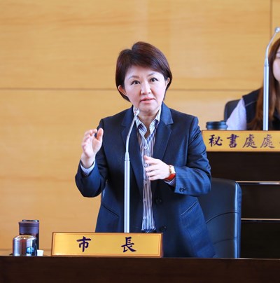 市議員質疑中捷去年招考公平性要求重考 盧市長:尊重議會決議依法辦理