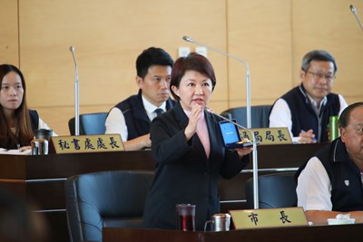 市議員:「林佳龍前市長辦花博早就注定虧損!」 盧市長:感謝各界並「概括承受」