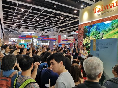 香港旅展力推台中節慶與景點   台中購物節詢問度破表