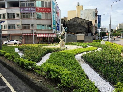 清水區-中清路與中山路口 槽化島