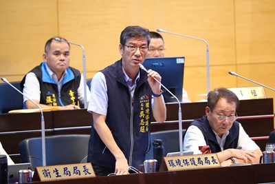 環保局長吳志超強調將以最高規格要求業者,嚴格審查