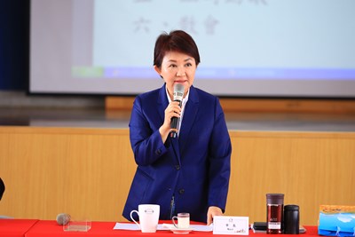 行動市政會議到大雅 盧市長宣布雙十公車政策明年元月上路