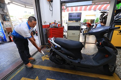 市府鼓勵機車業者宣導二行程機車報廢