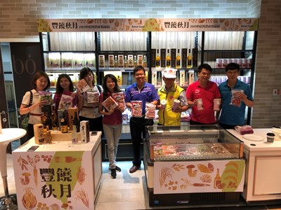 中台灣賣力行銷農特產 北上展售半個月