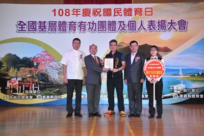 六都唯一! 中市運動局推廣運動獲獎受肯定