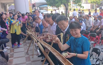 「長長韭韭流水麵」活動將組合起12公尺長的竹橋,不僅可以享受日式流水麵的樂趣,同時也能夠體驗清水「韭讚麵」的爽口Q彈、有嚼勁的口感。