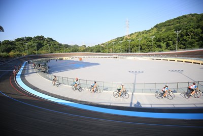 全國唯一UCI認證木質賽道-中市清水自由車場