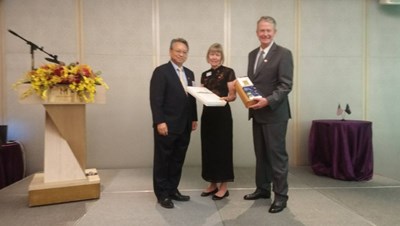 令狐副市長會晤美國愛達荷州長 促進雙邊交流合作