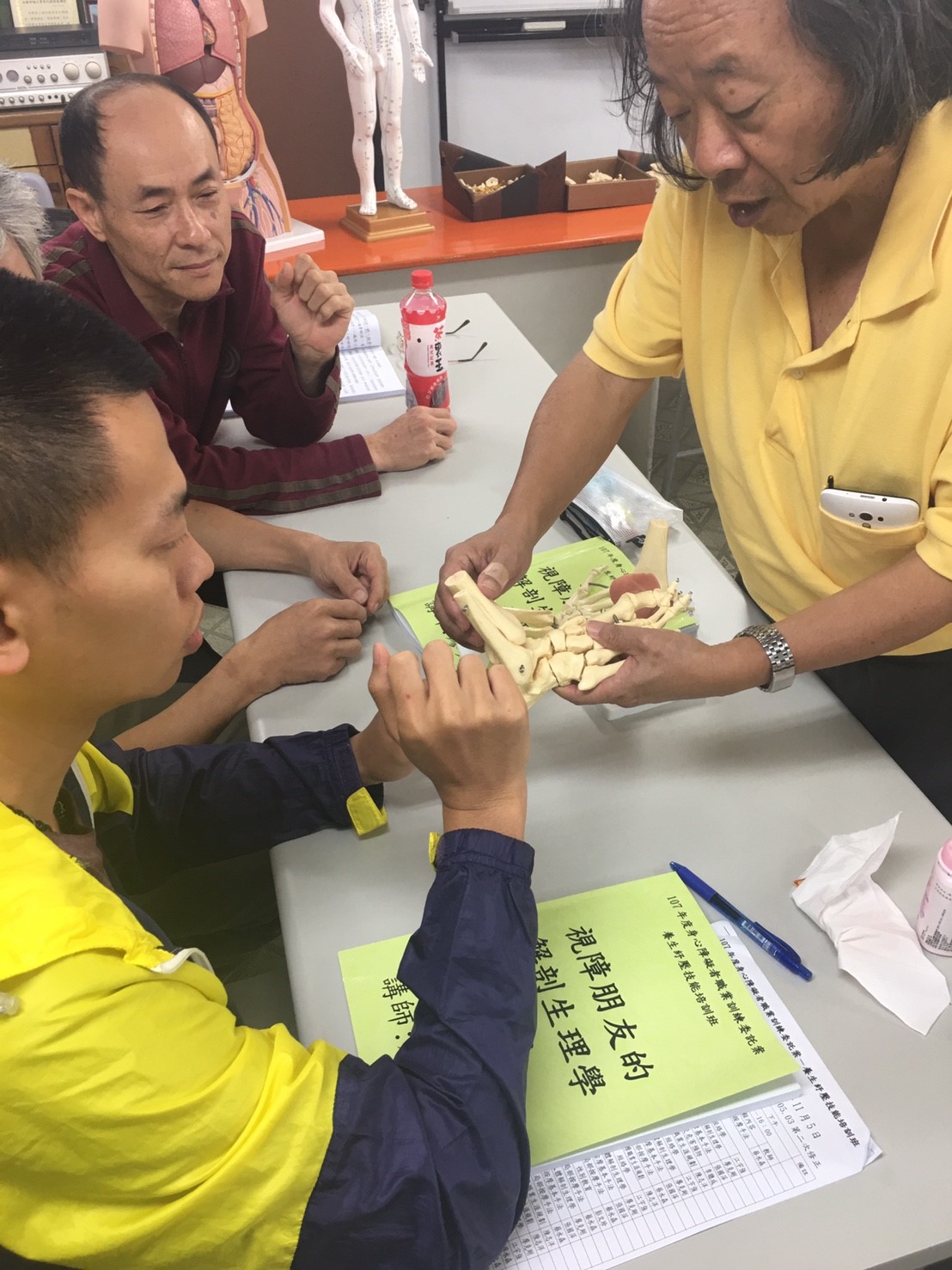 臺中市政府全球資訊網 市政新聞 1人有4個工作選擇 中市按摩職訓學員就業率100