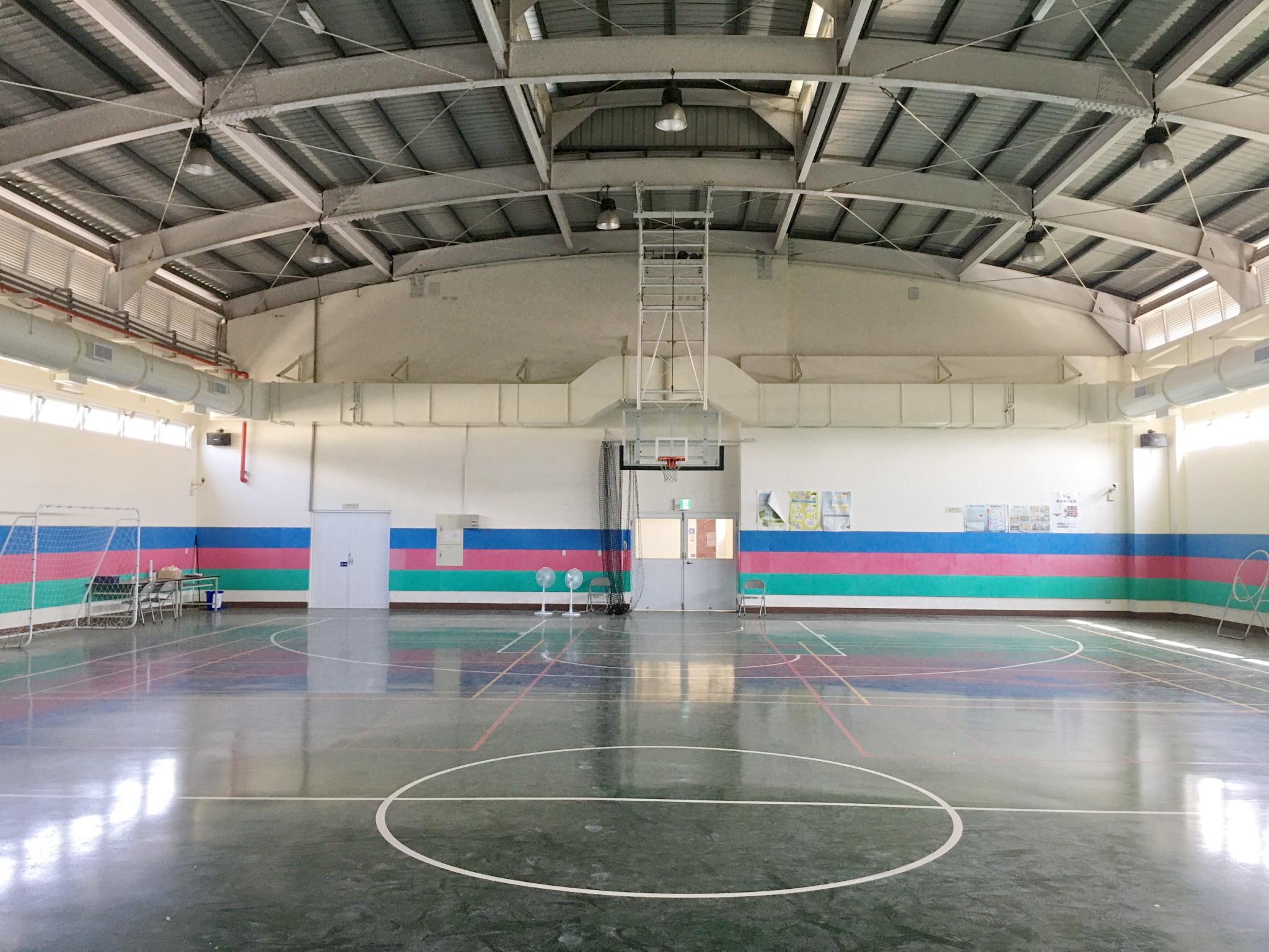 臺中市政府全球資訊網 市政新聞 不再熱到受不了 業者助改善啟明體育場館空調設備