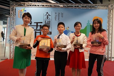 全國語文競賽成績亮眼 中市64人奪特優