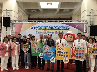畫出精彩生命故事 愛滋病友揮灑心靈悸動