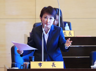 中市逐年編經費提升外師數 盧市長:迎頭趕上 接軌國際