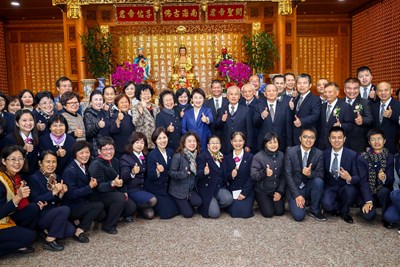 盧市長出席正承佛院感恩祈福平安齋宴暨頒發獎學金活動