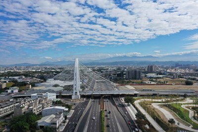 水湳豎琴斜張橋現況空拍